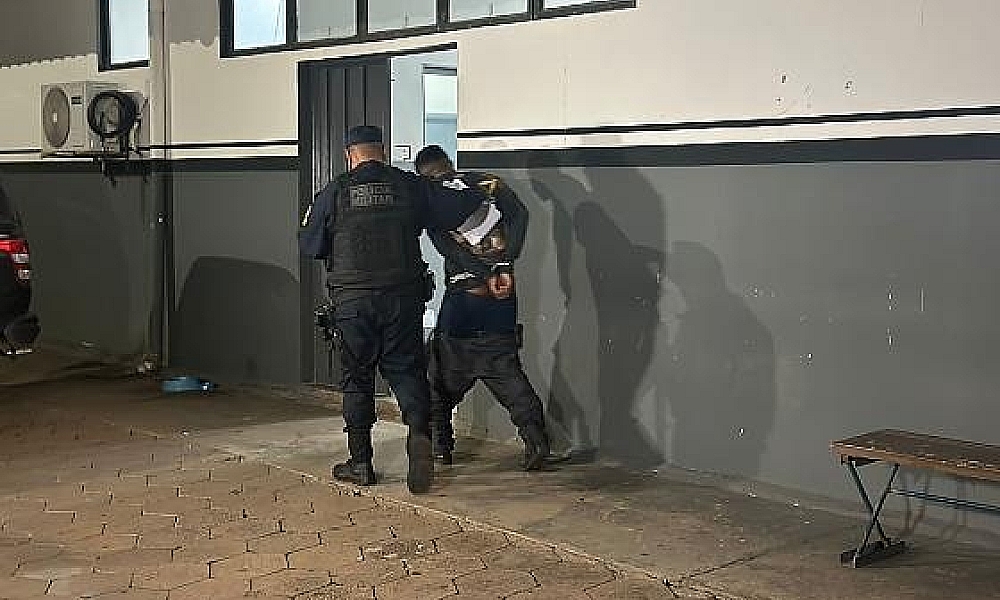 Espancamento dentro de casa deixa mulher desacordada e leva marido à prisão em Várzea Grande