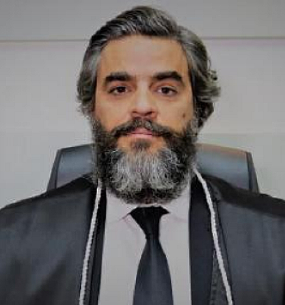 Juiz federal Raphael Casella de Almeida Carvalho, do Tribunal Regional Federal da 1ª Região (TRF1) alegou “assédio judicial” e “judicialização predató