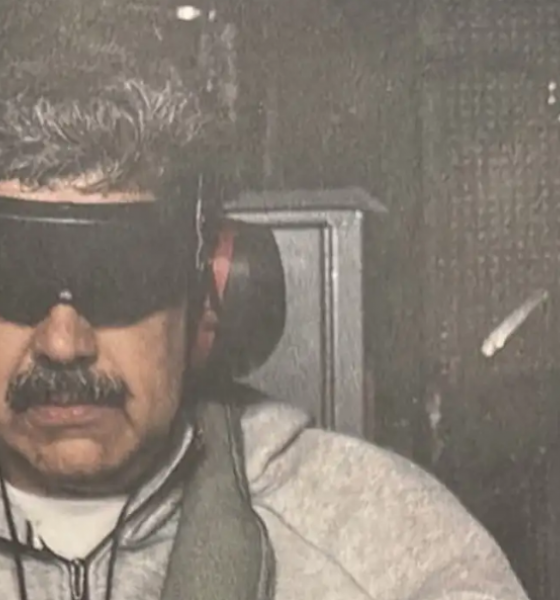 Trump publica imagem de Maduro sob cust�dia dos EUA