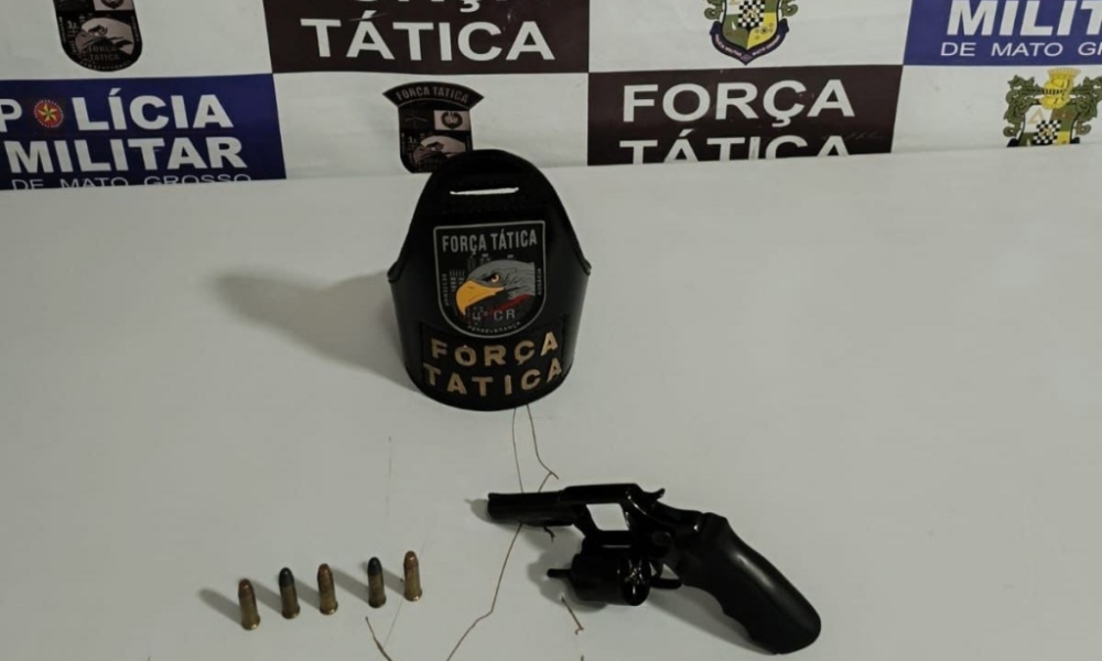 Força Tática prende mulher com arma escondida em carro em Rondonópolis