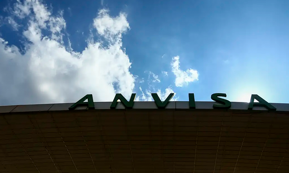 Lula cobra da Anvisa maior rapidez na aprovação de remédios