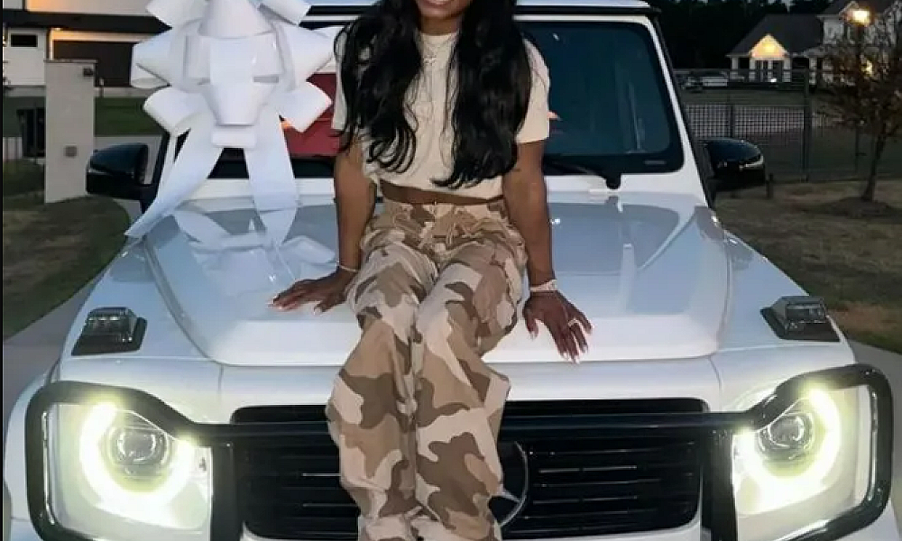 Simone Biles compra carro avaliado em R$ 900 mil após Olimpíada de Paris