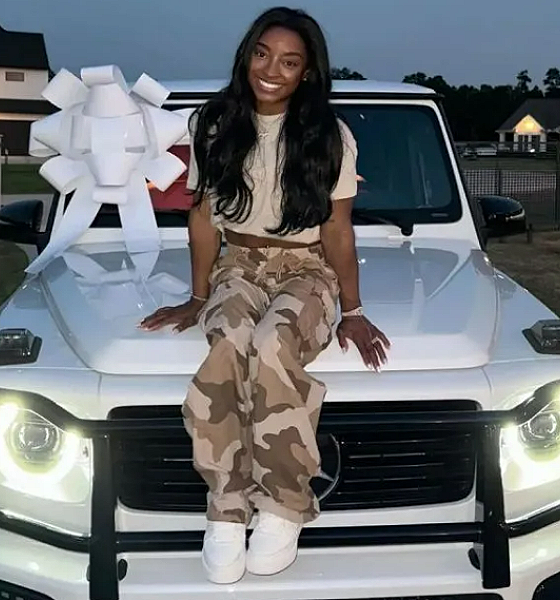 Simone Biles compra carro avaliado em R$ 900 mil após Olimpíada de Paris
