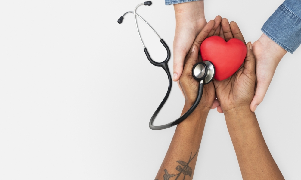 Calor extremo desafia o coração e exige atenção redobrada no verão