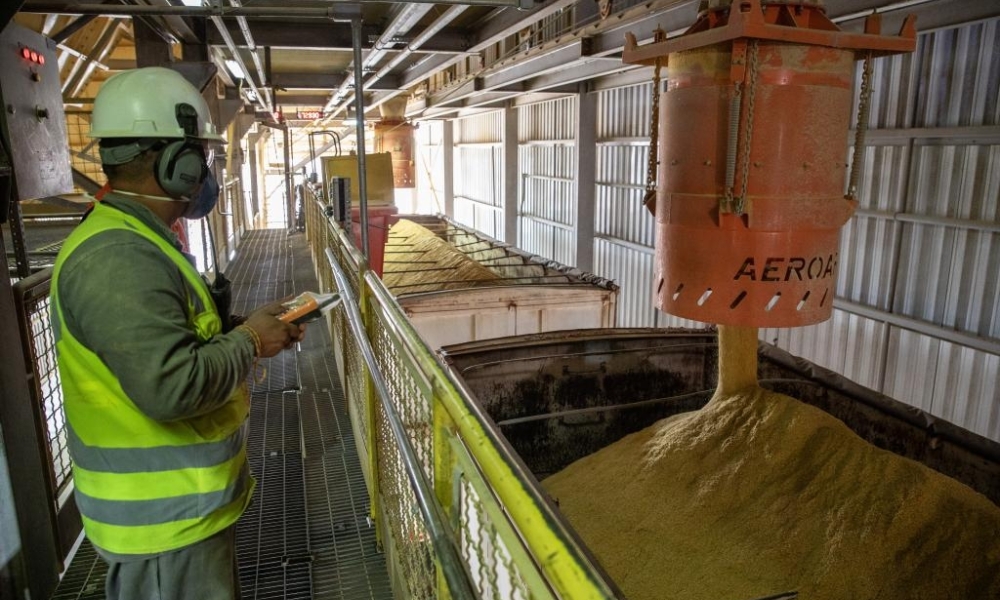 Governo de MT regulamenta uso de créditos de ICMS para produção de etanol e reforça regras fiscais