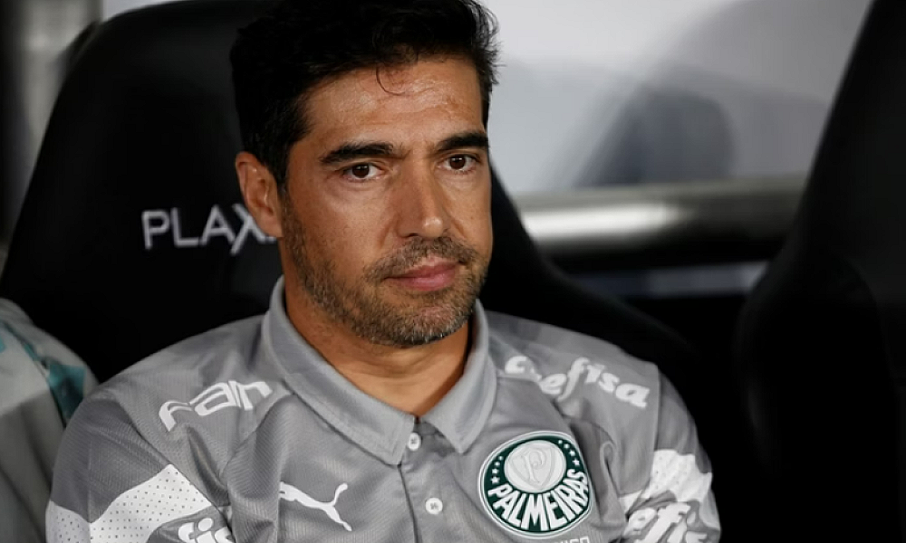 Abel Ferreira se desculpa por resposta em coletiva: “Mal entendido”