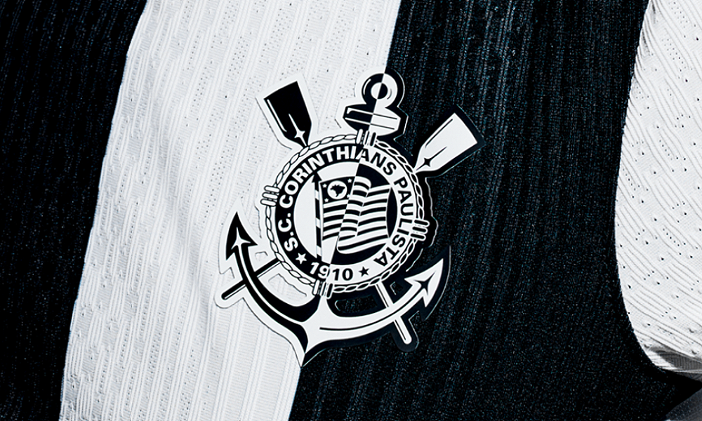 Corinthians lança terceira camisa para a temporada
