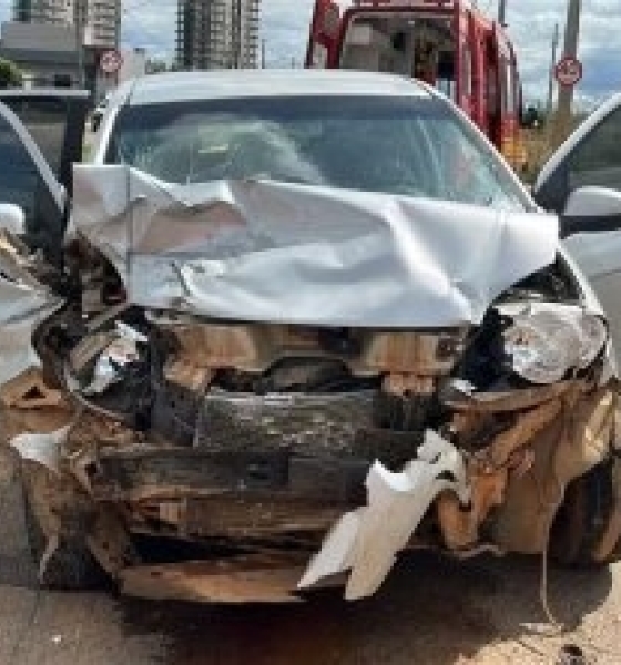 Acidente entre dois carros deixa sete feridos e criança em estado grave em Sorriso