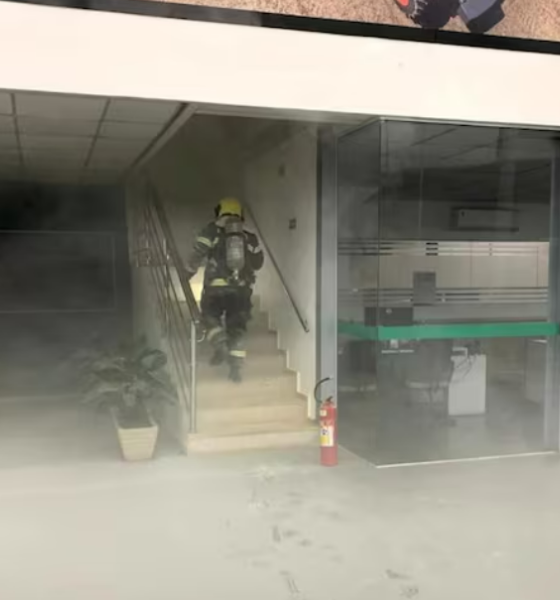 Incêndio em concessionária de máquinas em Primavera do Leste é controlado pelo corpo de bombeiros