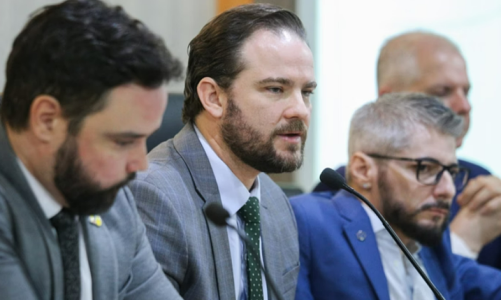 Governo prevê R$ 10 bi de economia em 2024 revendo INSS e Proagro