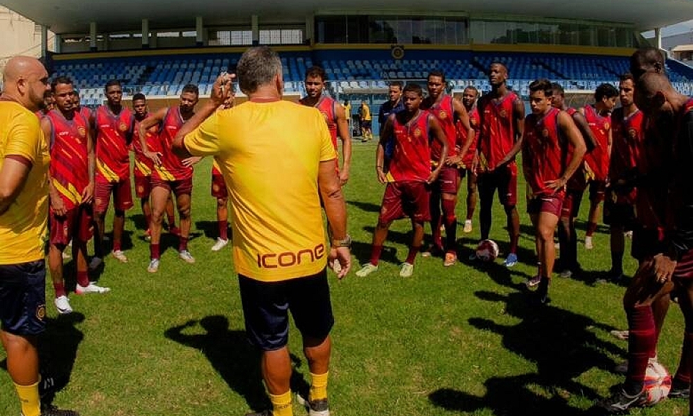 Confronto estratégico: Vasco encara o Madureira em São Januário pela 5ª rodada