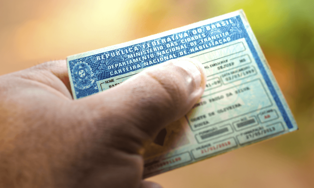 Autoescolas de MT alertam para riscos no trânsito após novas regras da CNH