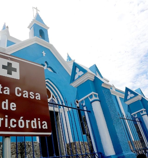 Governador anuncia solução para prédio da Santa Casa