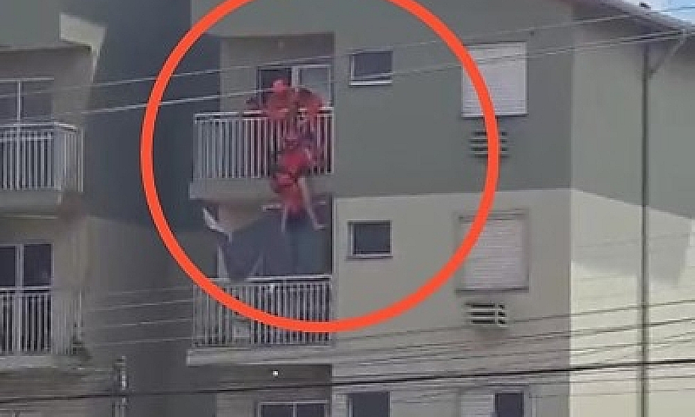 Tensão em prédio de VG: homem sobe em sacada e mobiliza resgate