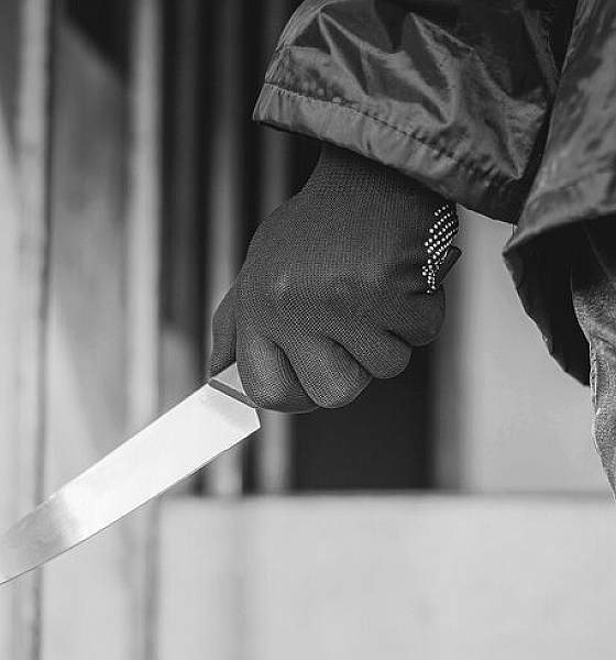 Jovem é esfaqueado na madrugada e transferido em estado grave para hospital regional em MT