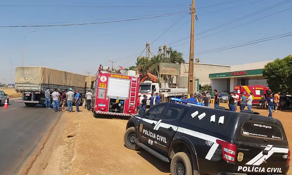 Motociclista morre após ser atropelado por carreta na BR-163 em Sorriso