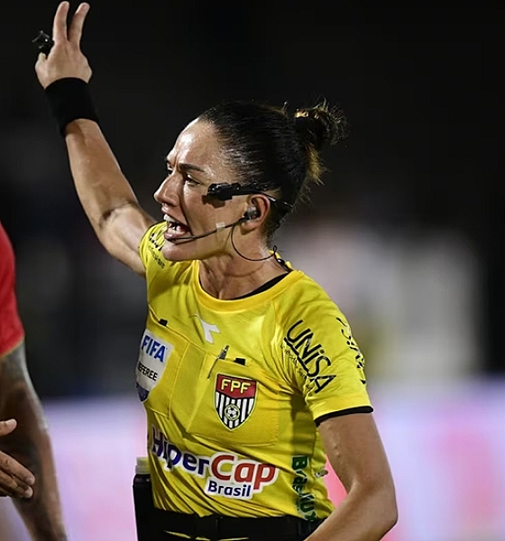 Após episódio de machismo em partida, Daiane Muniz é escalada para apitar Palmeiras x São Paulo