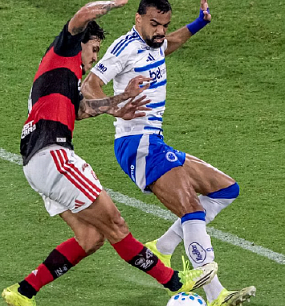 Flamengo vence o Cruzeiro por 2 a 0 e estreia com vitória no Campeonato Brasileiro