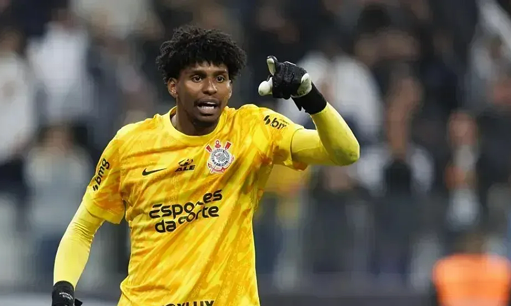 Hugo Souza revela acordo para permanência definitiva no Corinthians