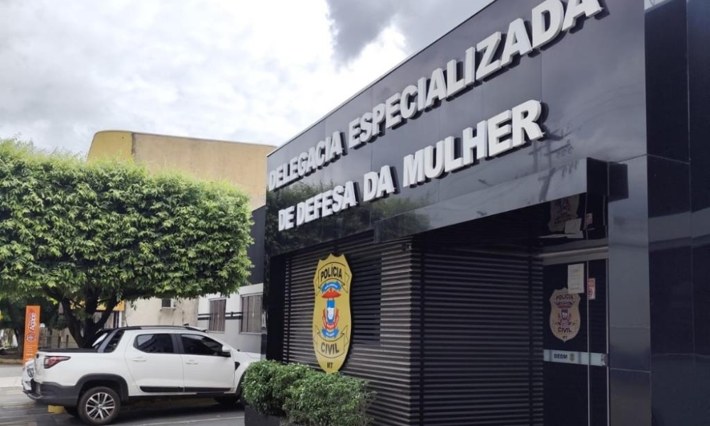Polícia Civil prende em flagrante homem que agrediu a esposa e quebrou o celular dela
