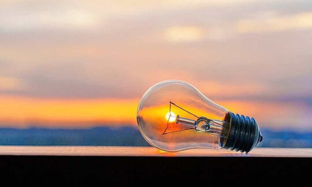 Conta de luz segue sem taxa extra: Aneel mantém bandeira verde em abril