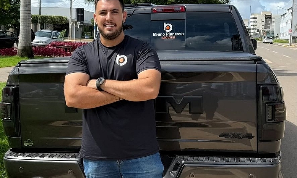 Suspeito de tentativa de feminicídio contra esposa se apresenta à polícia em Sorriso