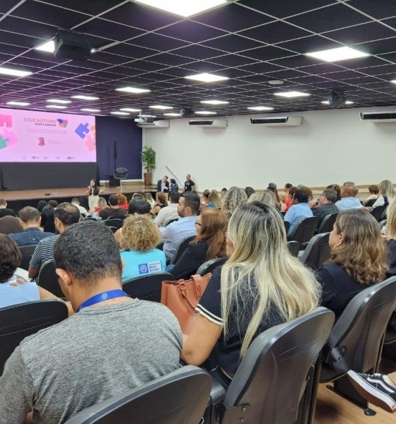 Seduc lança pós-graduação para capacitar profissionais no atendimento a alunos com TEA