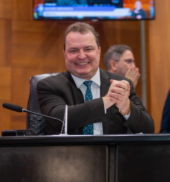 Presidente da ALMT, Max Russi se torna peça-chave no equilíbrio político estadual