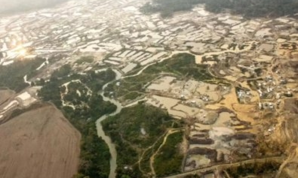 Ouro em disparada impulsiona garimpo ilegal e agrava crise em terra indígena de MT