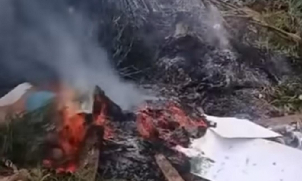 Queima de lixo em bairro de Jaciara gera denúncia e alerta para crime ambiental (Vídeo)