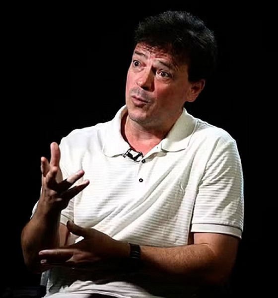 Corinthians anuncia Fernando Diniz como novo treinador da equipe