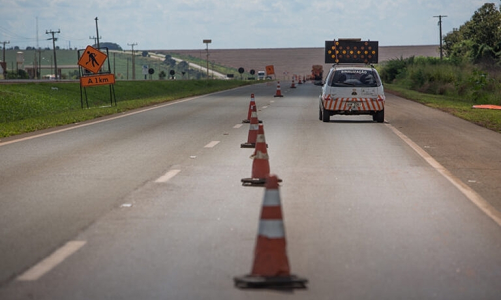 Falta de manutenção deixa 343 veículos parados na BR-163 durante feriado