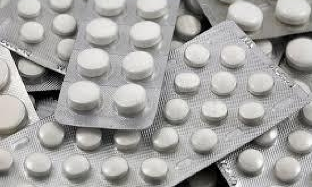 Anvisa determina recolhimento de lote de dipirona por risco à saúde