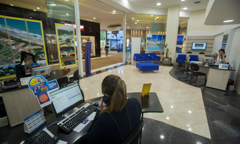 Turismo brasileiro cria mais de 68 mil empregos e mantém ritmo de crescimento em 2026