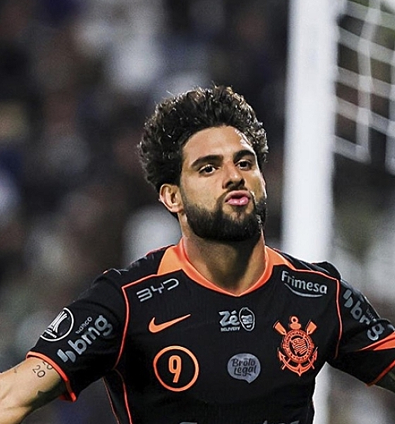 Corinthians vence na estreia da Libertadores e marca início perfeito de Diniz