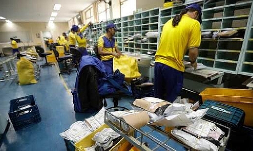 Correios terão aumento nas tarifas a partir de abril após autorização do governo