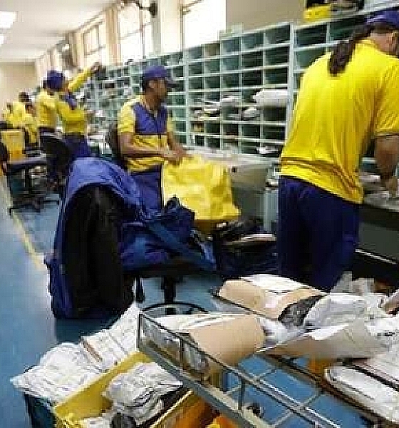 Correios terão aumento nas tarifas a partir de abril após autorização do governo