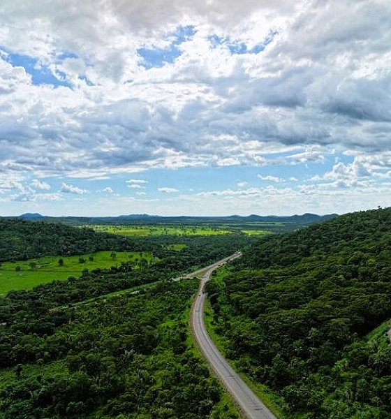 Trânsito na BR-364 será controlado por obras na Serra de São Vicente entre os dias 13 e 15