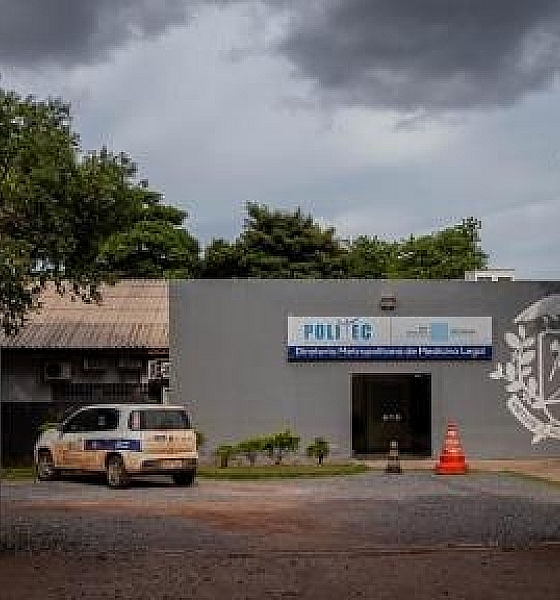 Assaltante invade estacionamento do IML em Cuiabá, rende trabalhadores e foge com arma