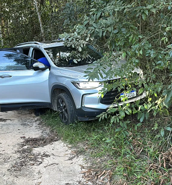Assaltantes invadem residência, disparam tiros e roubam carro durante fuga em Sorriso