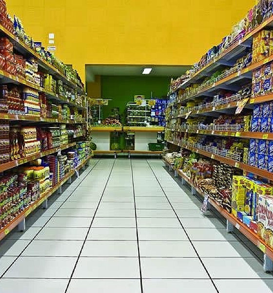 Procon Estadual fiscaliza supermercados e lojas de produtos agropecuários em municípios do interior