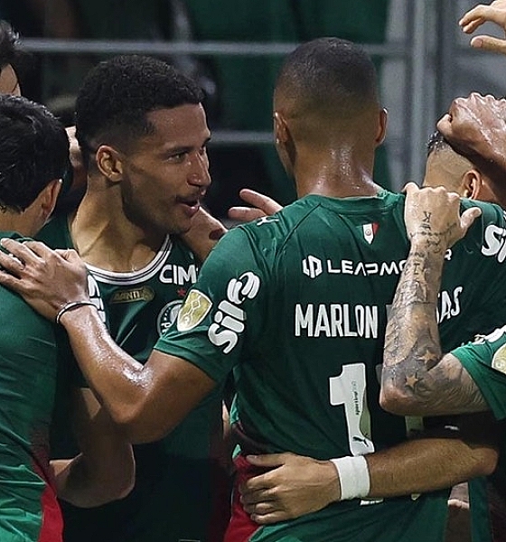 Palmeiras derrota Sporting Cristal e assume a liderança do Grupo F na Libertadores