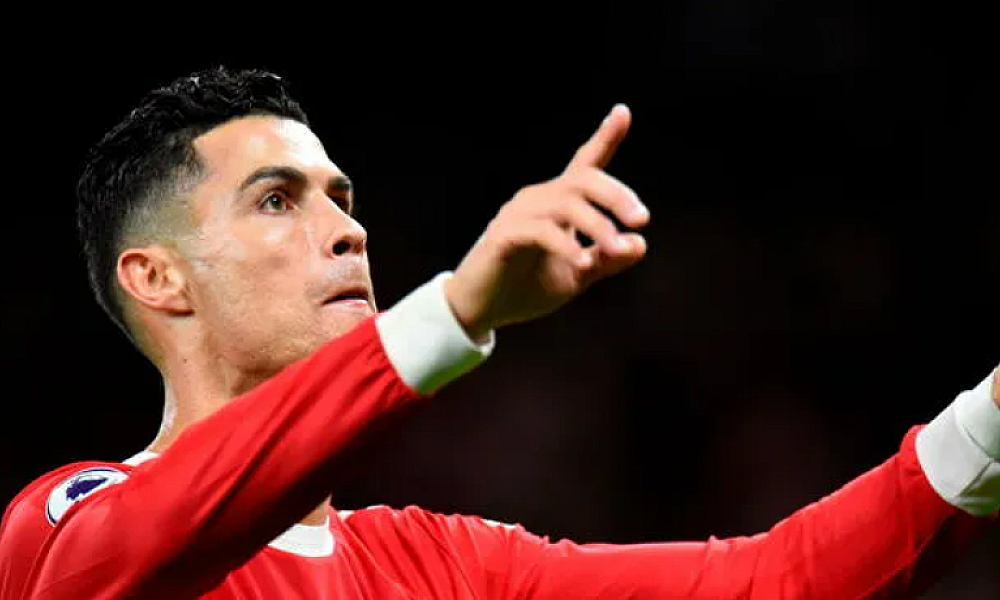Cristiano Ronaldo critica gestão de Erik Ten Hag no Manchester United e elogia chegada de Van Nistelrooy
