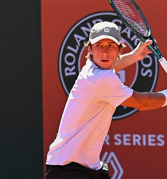Leonardo Storck disputa os Jogos Sul-Americanos da Juventude e projeta calendário até Roland Garros