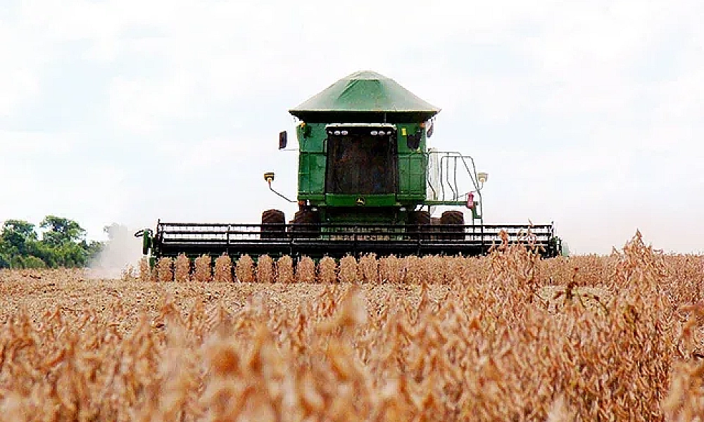 Diesel mais caro eleva custos no campo e acende alerta para alta dos alimentos em 2026