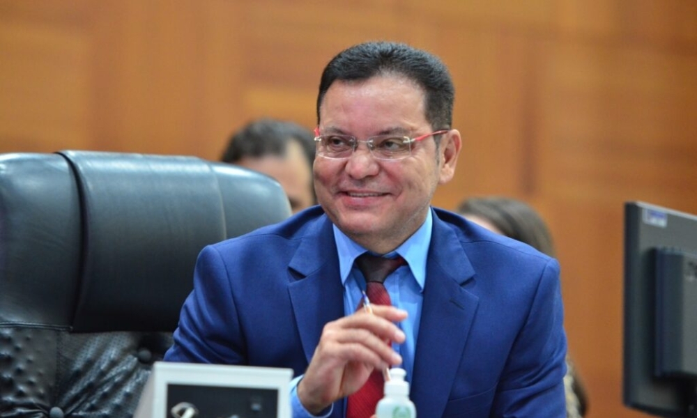 Botelho já filia assessores na executiva do PSD