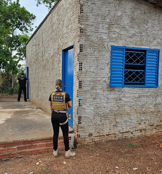 Operação cumpre 14 mandados contra grupo que matou caminheiro e roubou carga no sul do estado