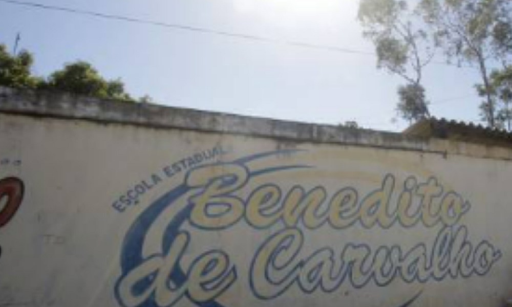 Professora de Cuiabá morre durante trabalho após sofrer infarto