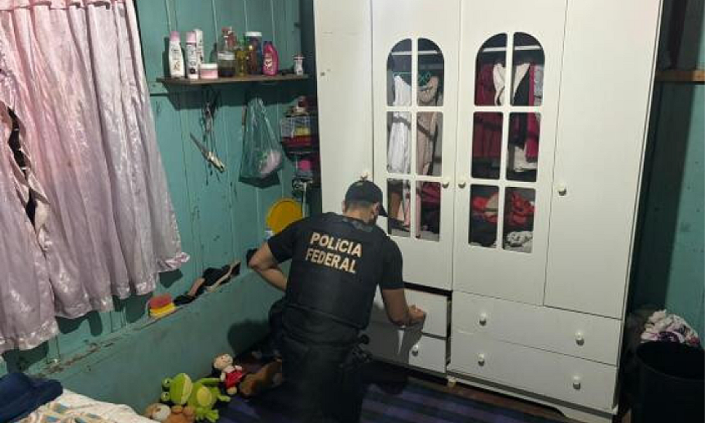 Mulher que gravava abusos de sobrinhas e vendia na internet é alvo da Polícia Federal