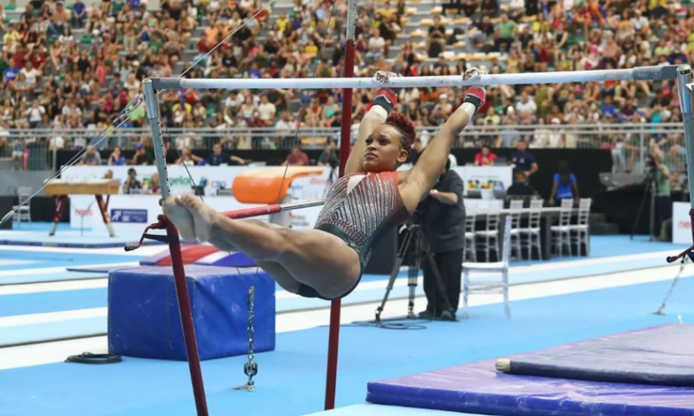 Rebeca Andrade conquista medalha de ouro no Brasileiro de Ginástica